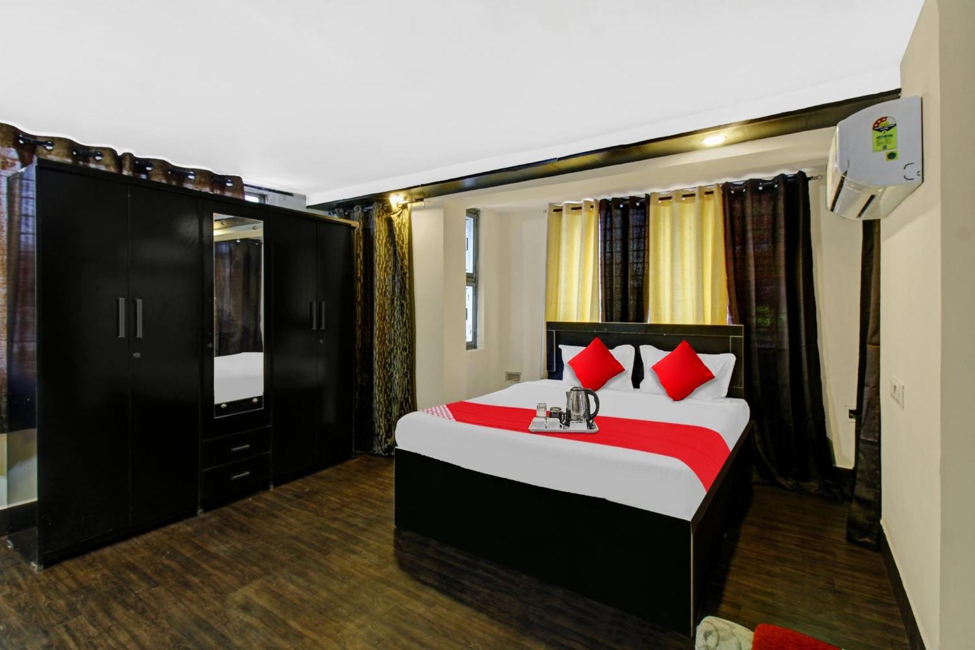 Hotel O Gopika Stay Inn Нагпур Экстерьер фото