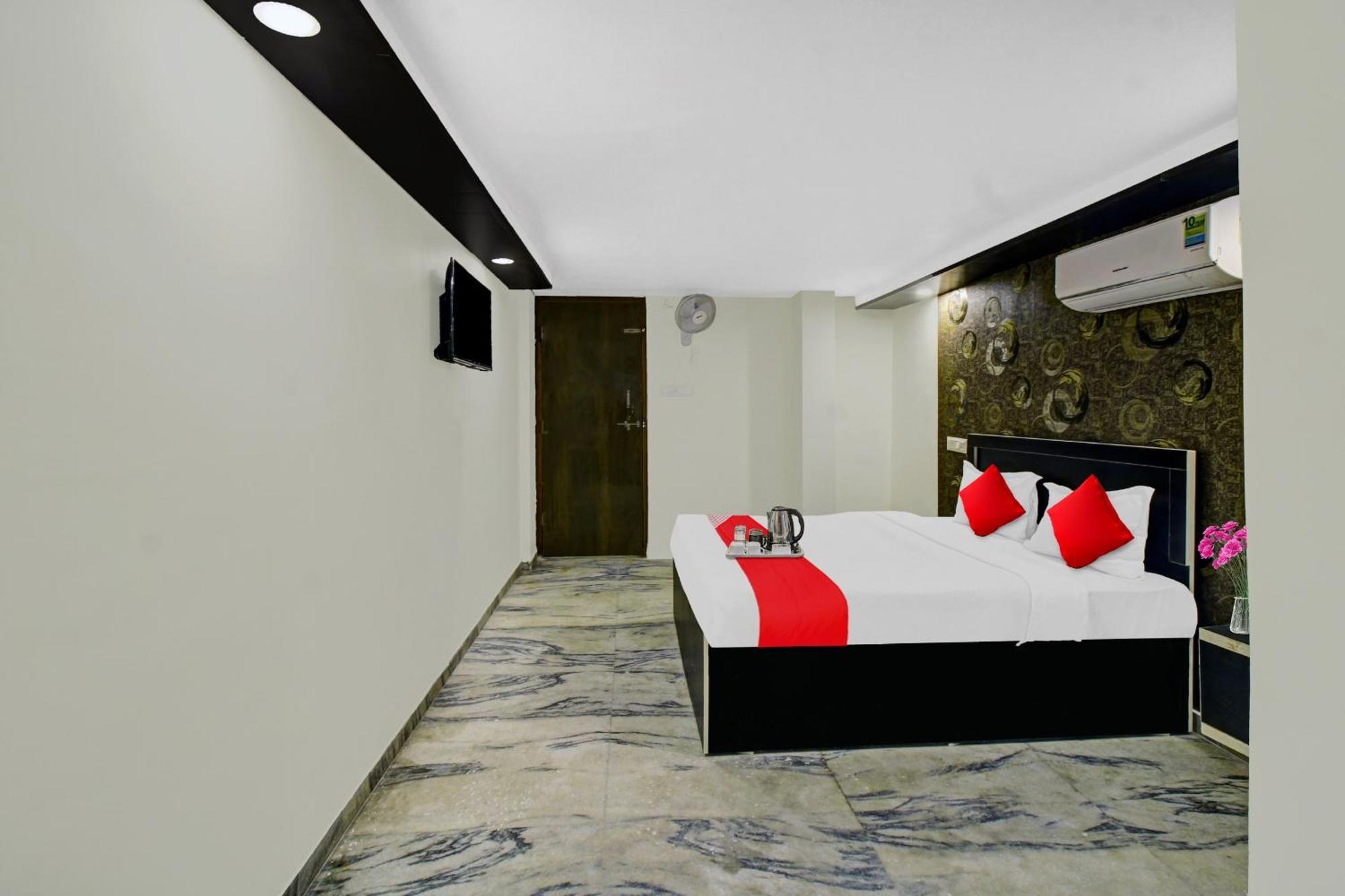 Hotel O Gopika Stay Inn Нагпур Экстерьер фото